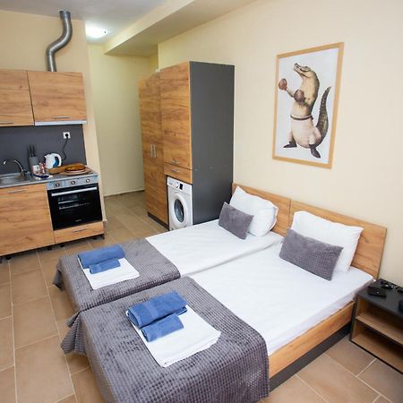 Trendy Studios - Free Parking In Veliko Turnovo Exterior photo