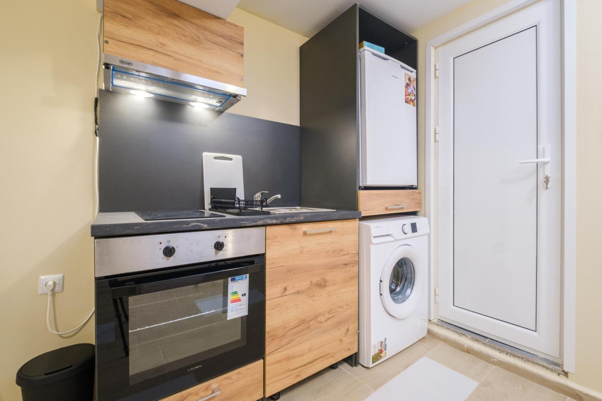 Trendy Studios - Free Parking In Veliko Turnovo Exterior photo